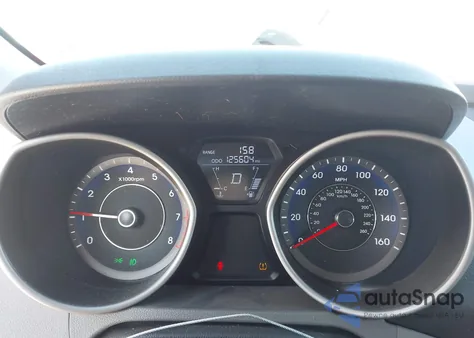 2013 Hyundai Elantra Gs z USA, uszkodzony, nr VIN KMHDH6AE4DU020558